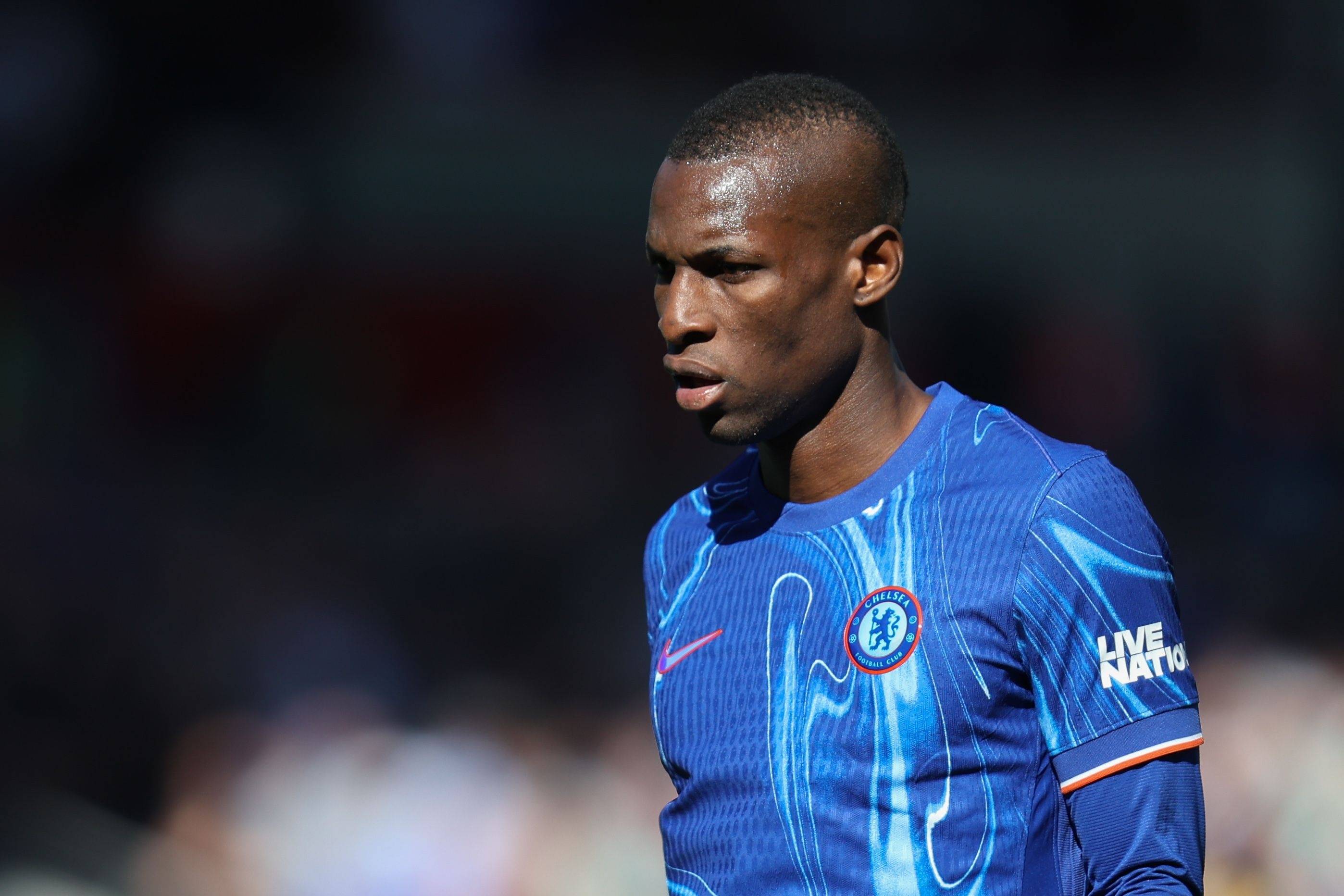 英超前瞻!大开大合的转会窗,世俱杯冠军铁三角,切尔西是时候出成绩了?