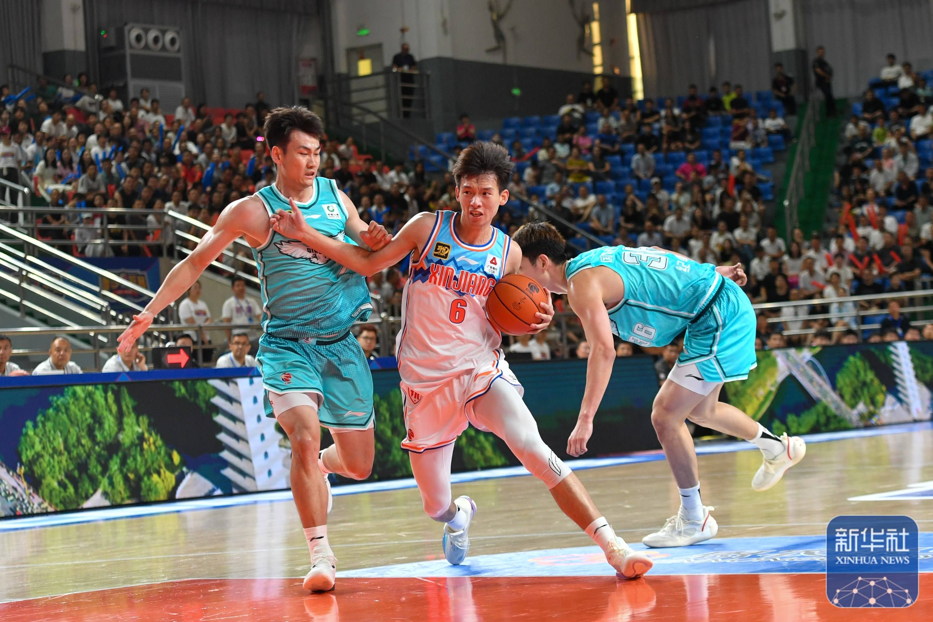 篮球｜CBA夏季联赛：新疆伊力特胜青岛国信制药
