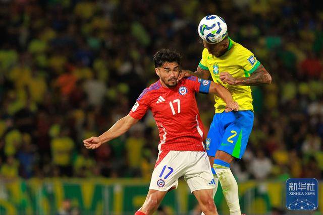 足球世预赛｜巴西队胜智利队