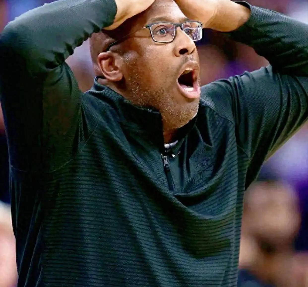 纽约尼克斯新教练布朗的战术挑战