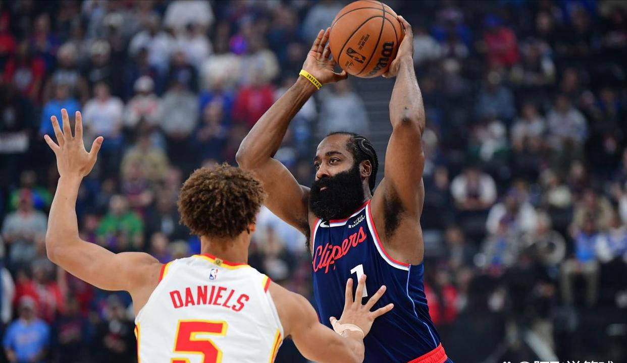 洛杉矶快船困境重重，哈登面临抉择