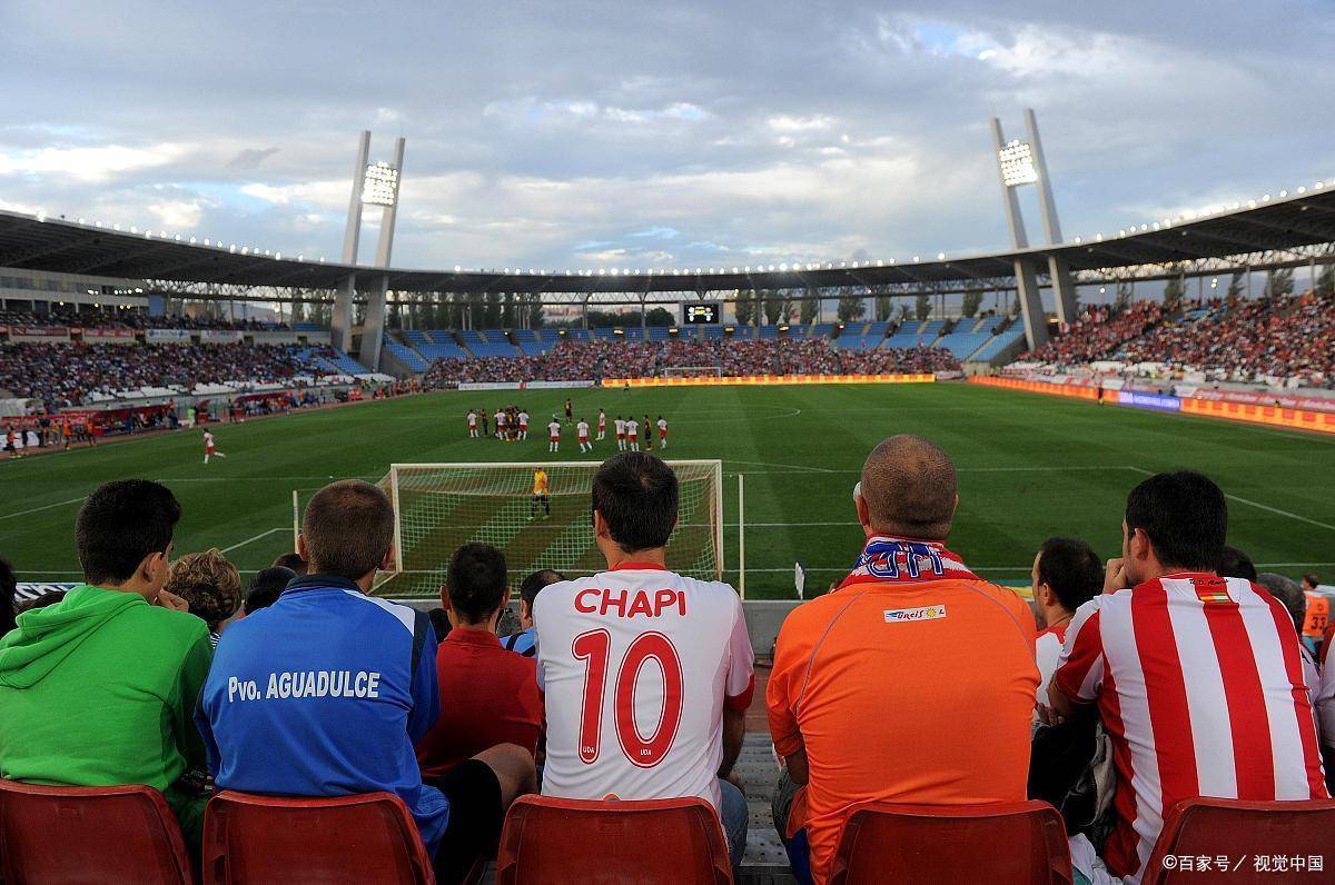 德乙：波鸿对阵卡尔斯鲁厄凯泽斯劳滕对阵马格德堡