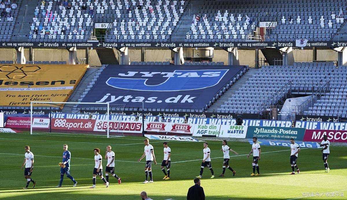 德乙：波鸿对阵卡尔斯鲁厄凯泽斯劳滕对阵马格德堡