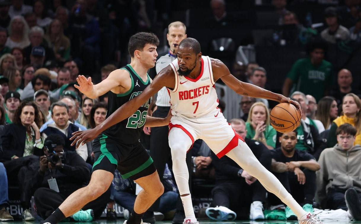 火箭队轻松取胜，乌度卡连招破敌