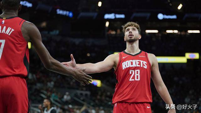 阿尔佩伦·森根能上场吗？火箭队对阵骑士队伤病报告